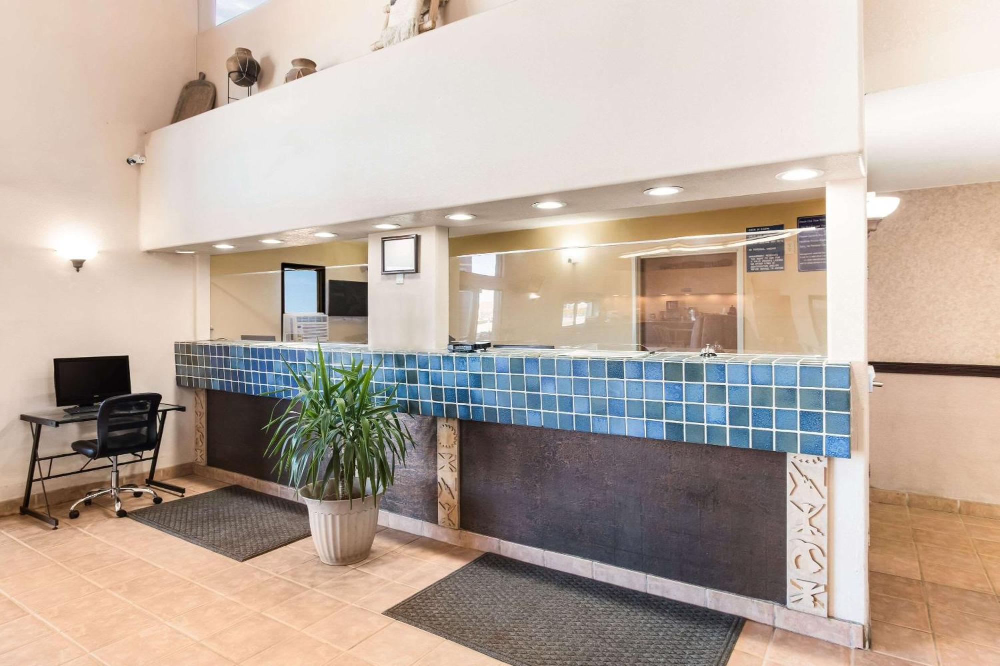 Rodeway Inn Gallup Kültér fotó