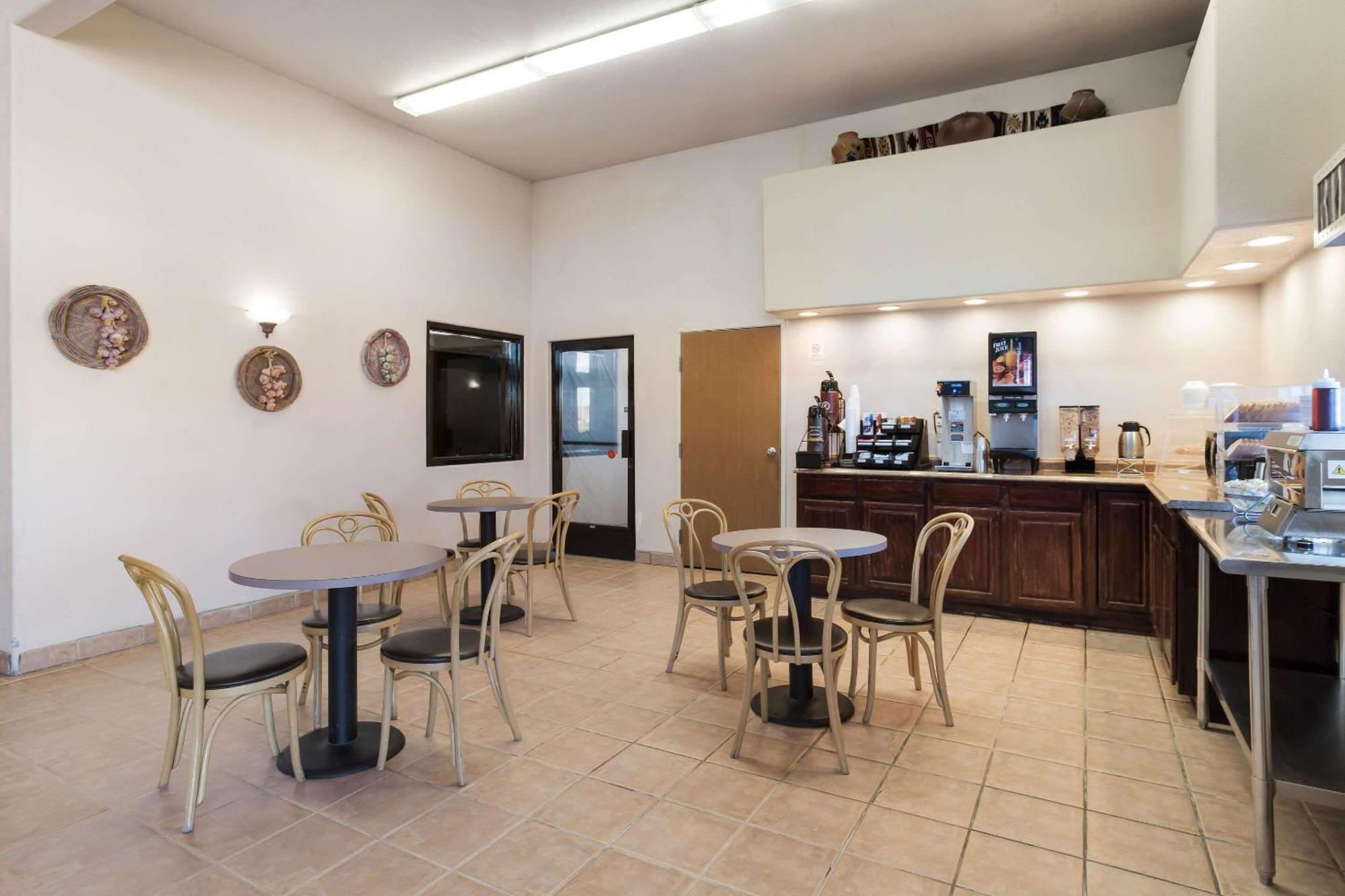Rodeway Inn Gallup Kültér fotó